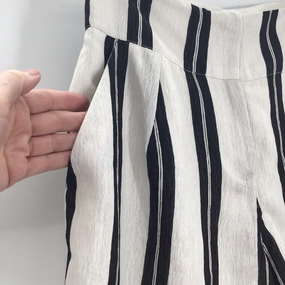IRO Paris Faguita Striped Shorts High - Waisted Casual Blk/White Size 36 - Picture 4 of 12